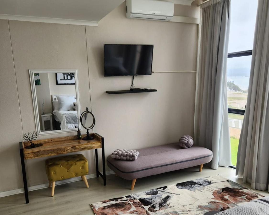 13 At Santos Apartment Mossel Bay Exterior photo